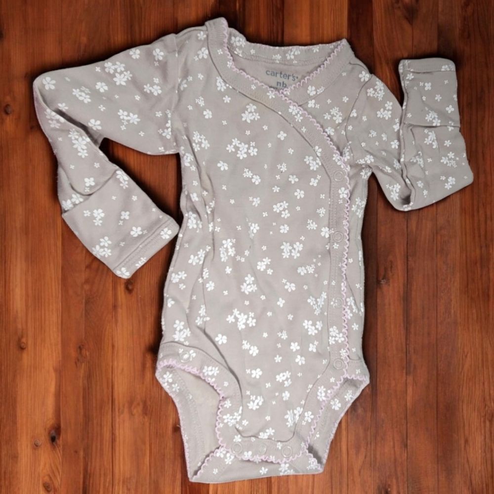 Carter's Newborn Kimono Side Snap Bodysuit Gray Daisy Floral Long Sleeve NB Baby